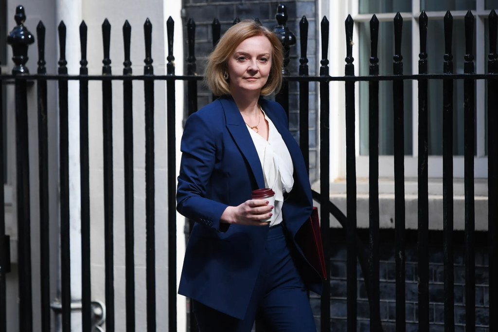 Liz Truss, the new prime minister walks into number 10 Downing Street